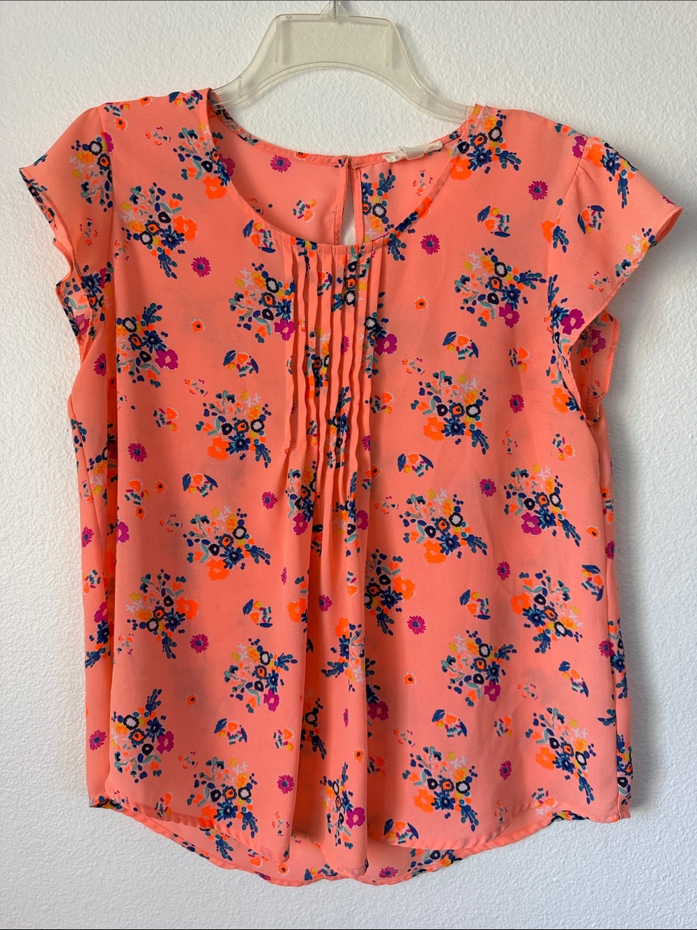 mine Coral-Peach Floral Pintuck Cap-Sleeve Blouse